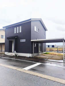 坂井市丸岡町下安田【2016年築･美邸 太陽光発電付き中古住宅】